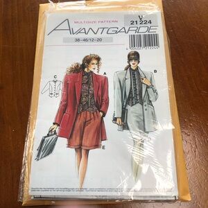 Avantgarde Womens Jacket and Shorts Set Sewing Pattern Vintage 1980s Fashion